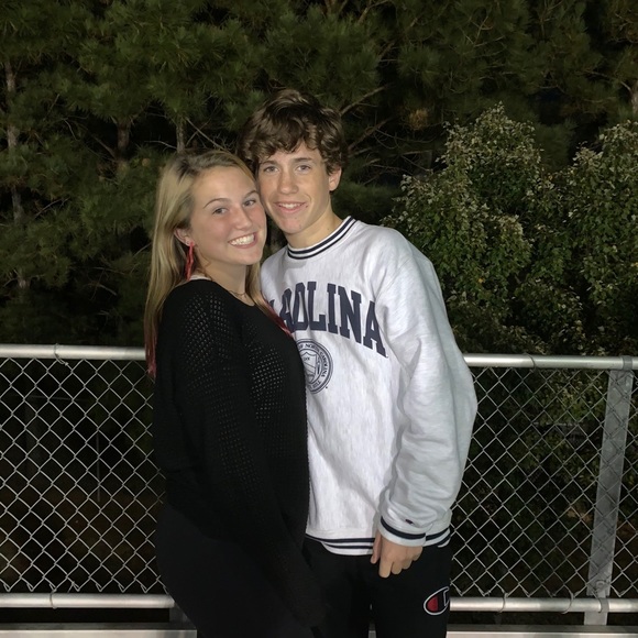 Meet your Posher, Katie - Picture 1 of 1